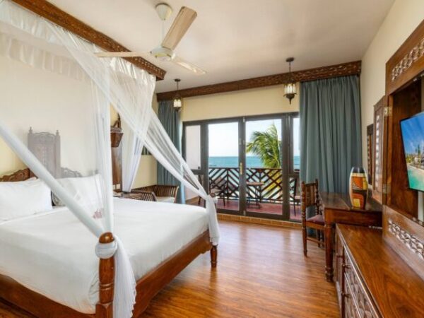 7 Days Maasai Mara Safari and Zanzibar Beach Holiday